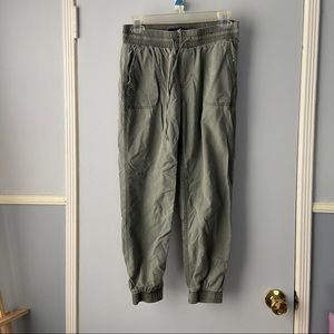 Hollister cargo jogger pants